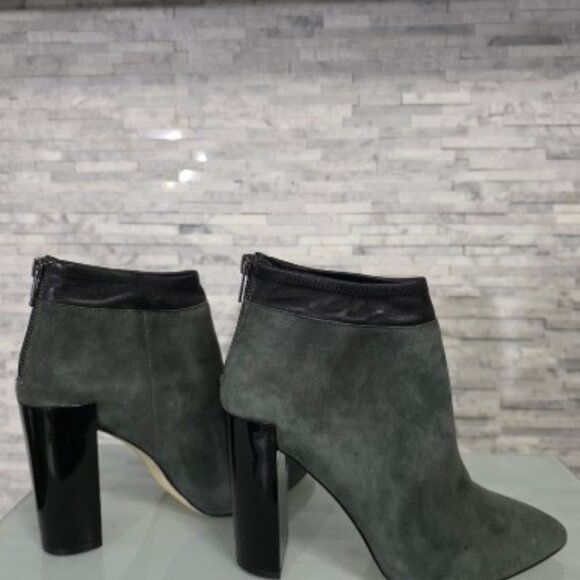 SAKS FIFTH AVENUE SUEDE WOMEN'S SIZE 8M BOOTS - Picture 4 of 7